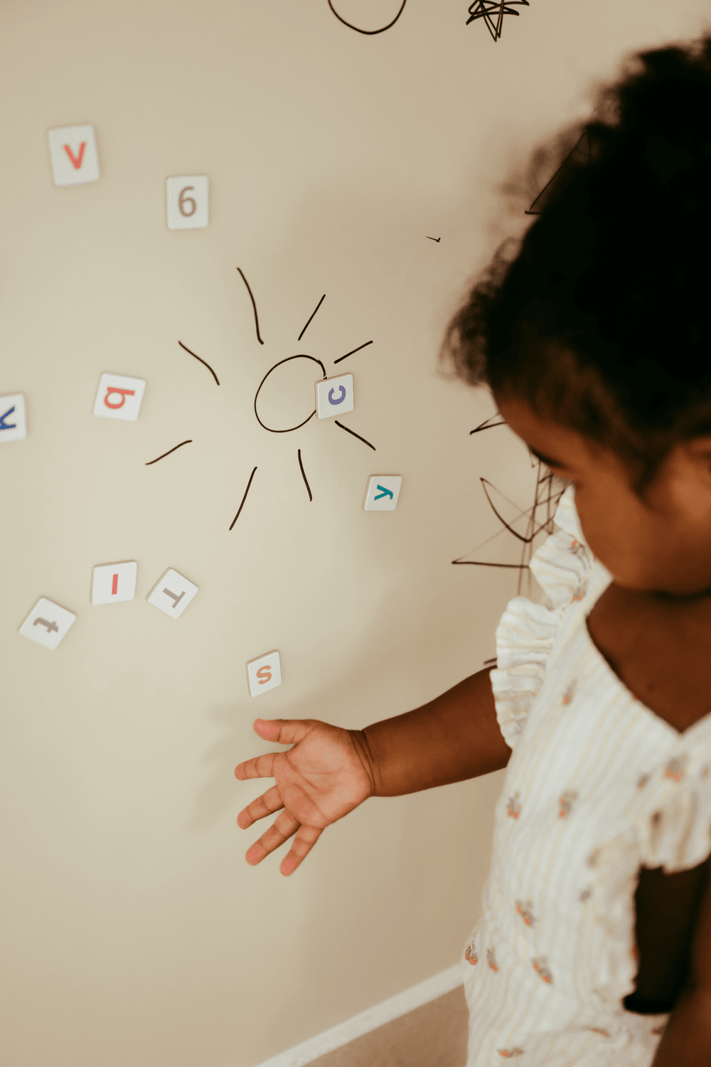 Flok - Self-Adhesive Multi-Purpose Mag Wall - Arch - Sky