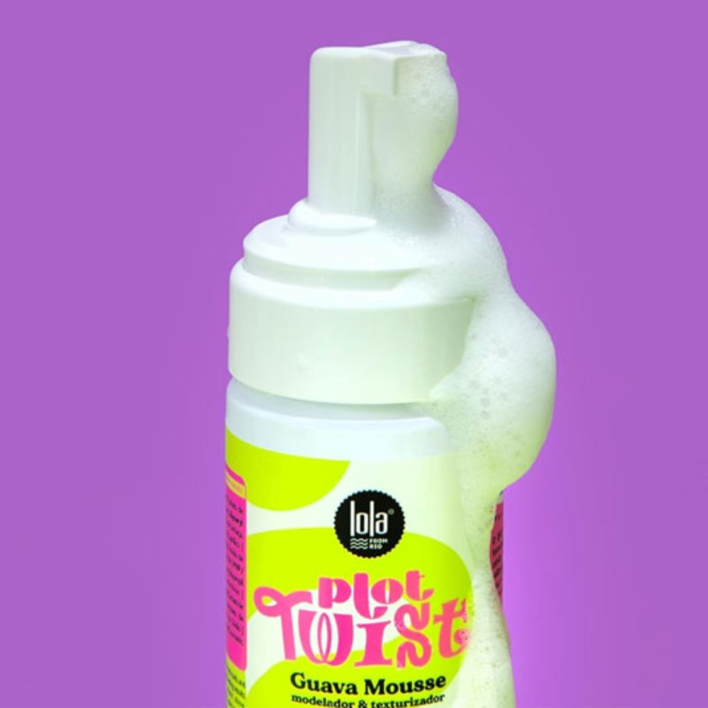 Lola from Rio - Plot Twist Guava Styling Mousse for Curly Hair - 150 mL