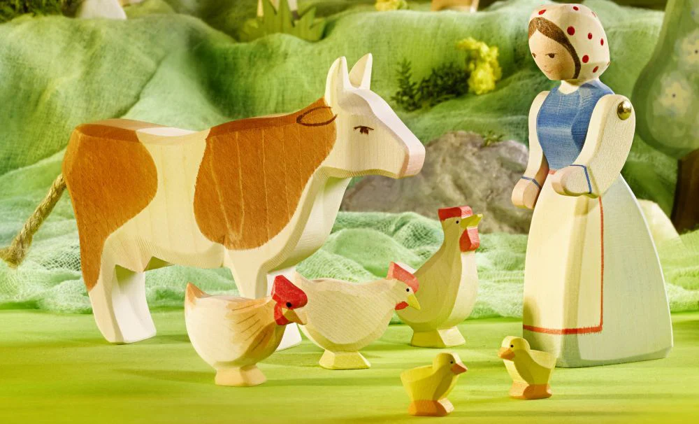 Ostheimer - Standing Hen Wooden Toy - White - 4 cm