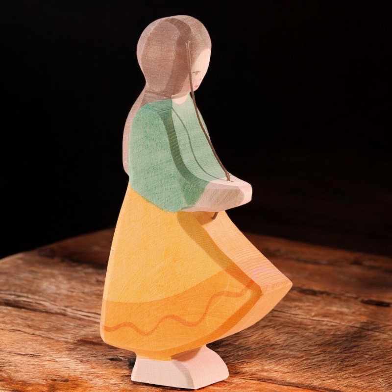 Ostheimer - Goose Girl Wooden Toy - 12 cm