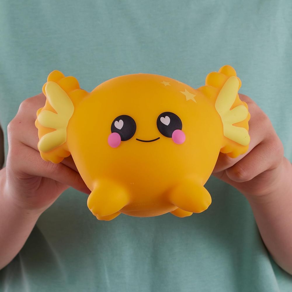 SMOOSHZEES - Luvzees Sonny Axolotl Super Soft Cuddly And Squishy Toy - Yellow