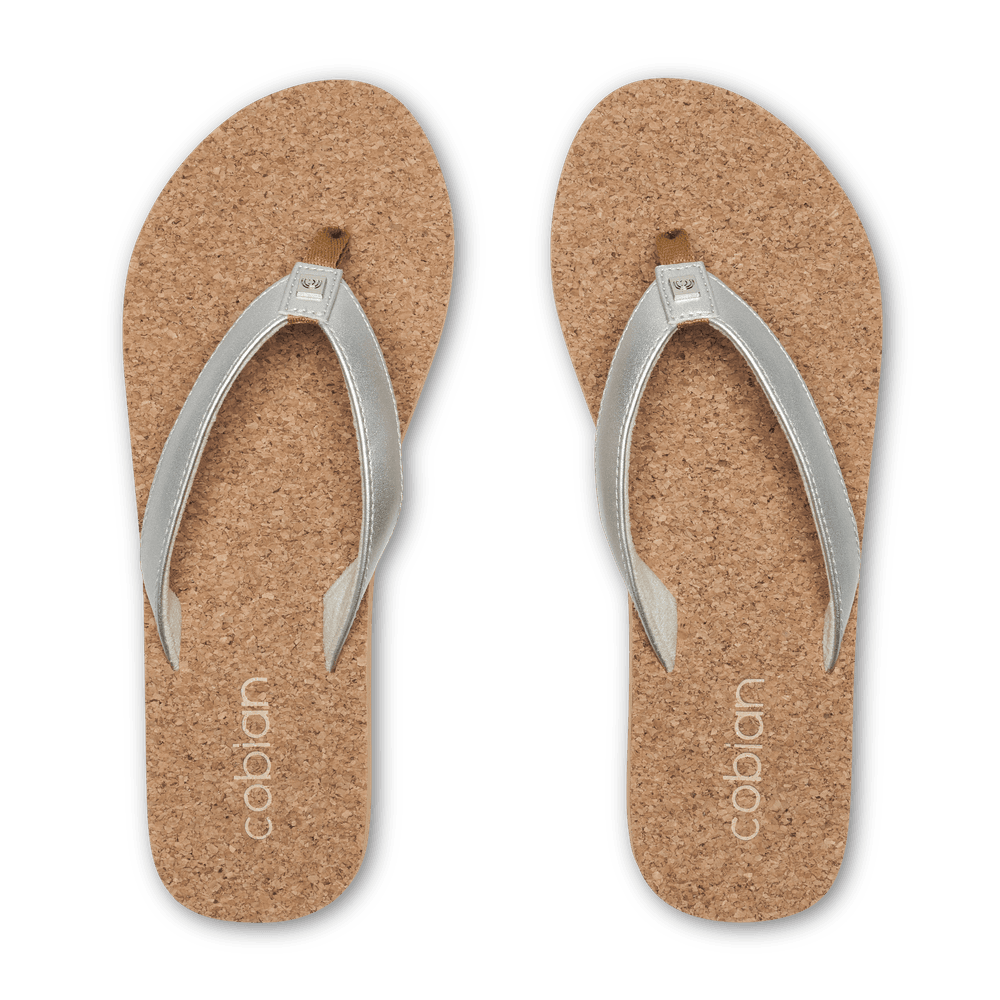 Cobian - Women's Capri Bounce Flip Flop - Silver