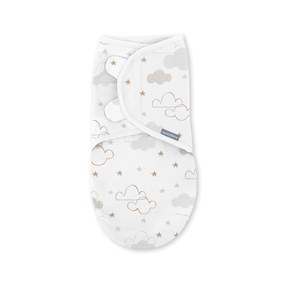 إنجينويتي - طقم من قطعتين - قماط قطني للأطفال من سوادل مي - بنقشة الفضاء والغيوم