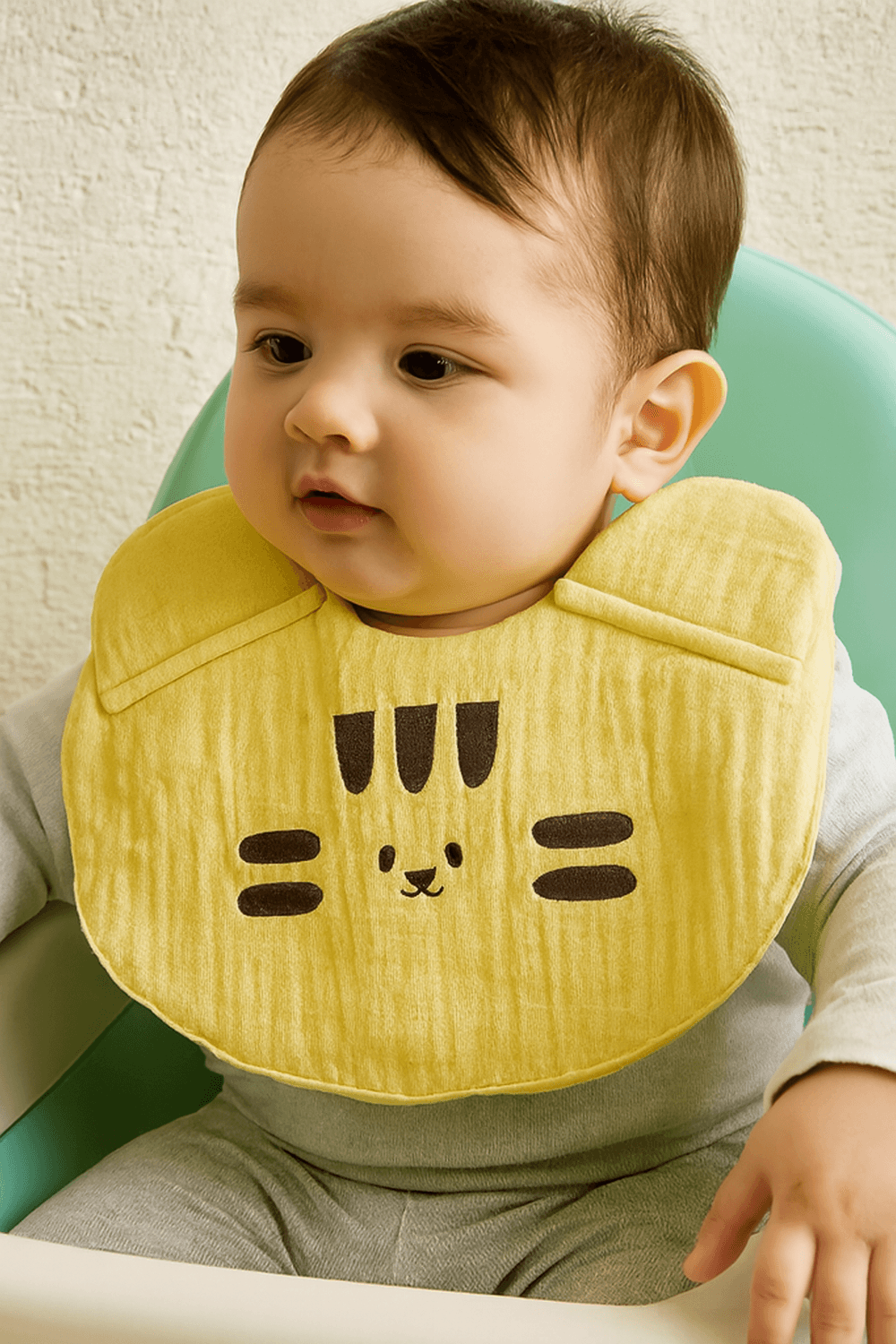 Paw Button Bib