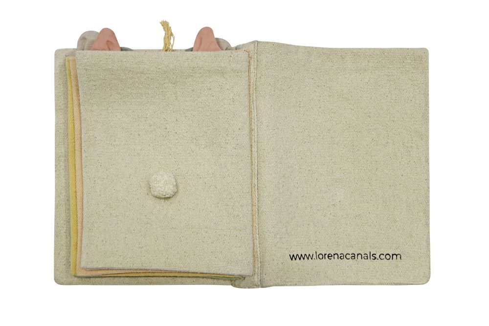 Lorena Canals - Sensory Early Learning Book - Animals