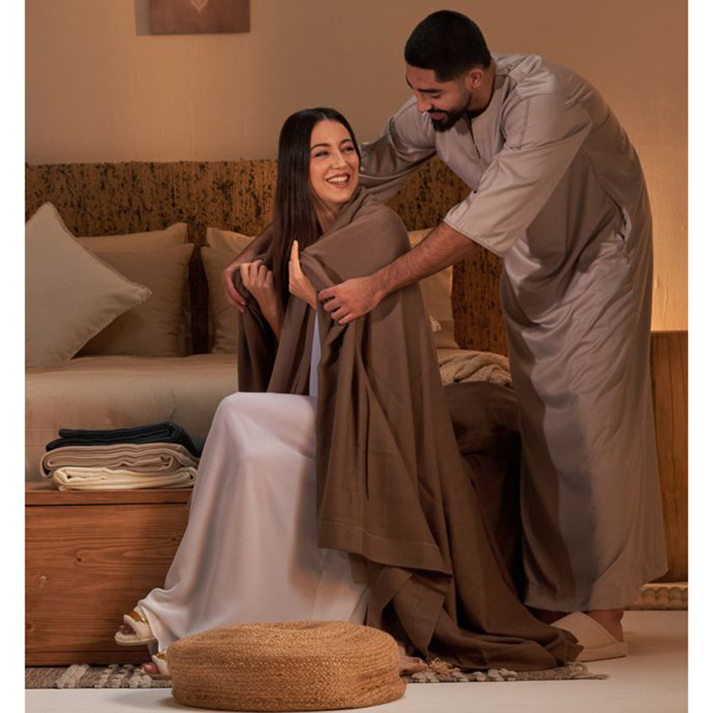 Kasiemobi - 100% Merino Woollen Blanket - Brown