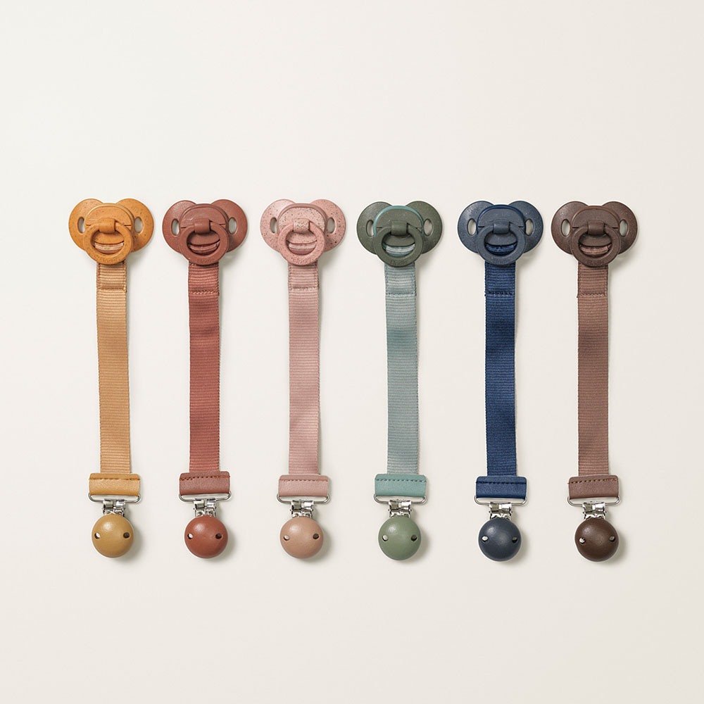 Elodie Details Baby Wooden Pacifier Clip
