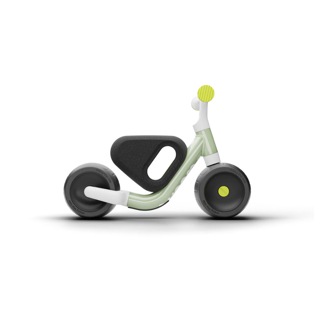 Woom Wow Self-Balancing Bike - Soft Sprout