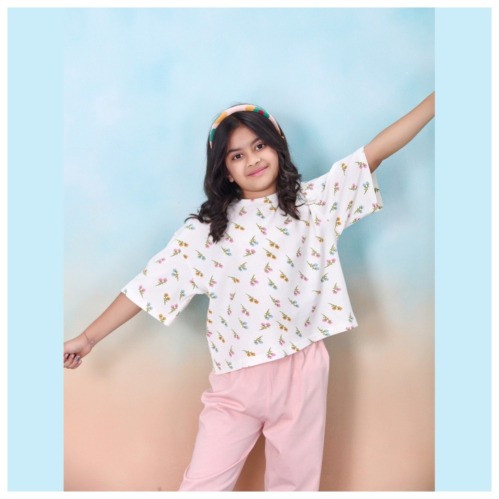 Artemea - 2pc-Set - Floral Printed Girls Premium Boxy T-Shirt And Peach Pajama Set