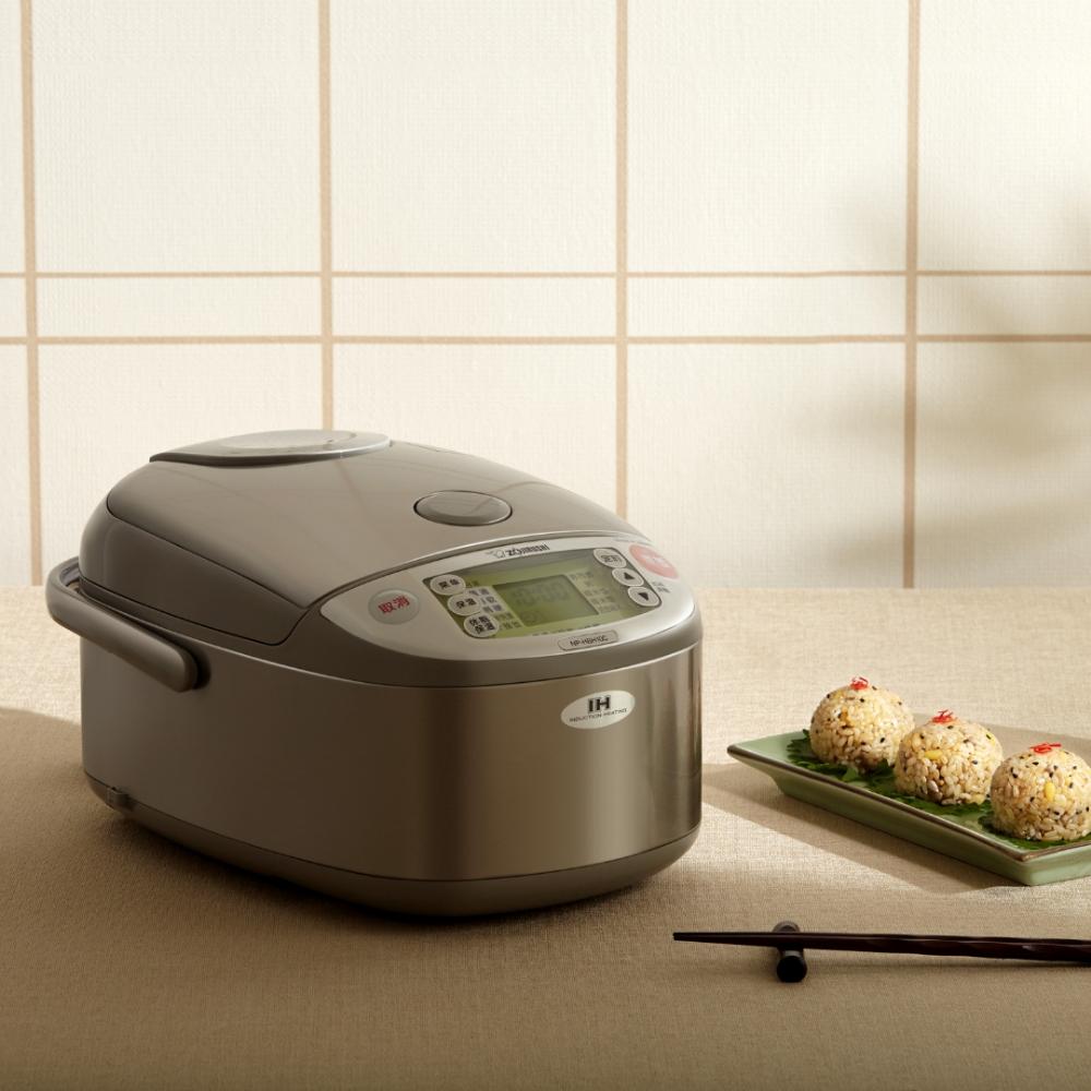 Zojirushi Electric Rice Cooker/Warmer - Silver - 1 L