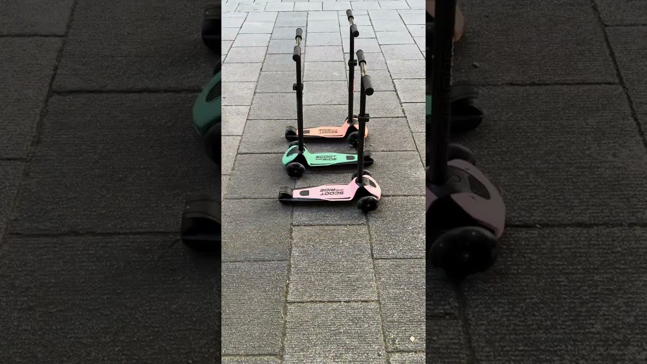 Scoot & Ride - Highwaykick 5 LED 3 Wheel Scooter - Steel