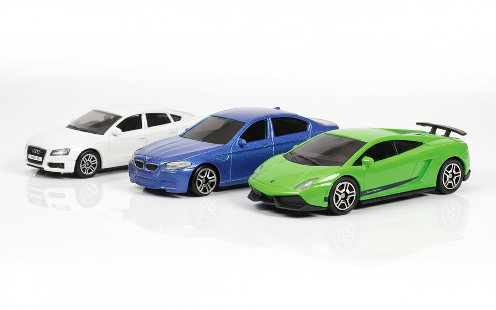 D-Power - Diecast Mini Car Set 1:64 - Audi A5 White, BMW M5 Blue, Lamborghini LP570-4 Green - Pack of 3