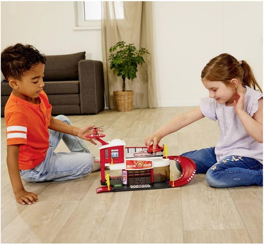 Majorette - CREATIX RESCUE STATION + 1 VEHICLE