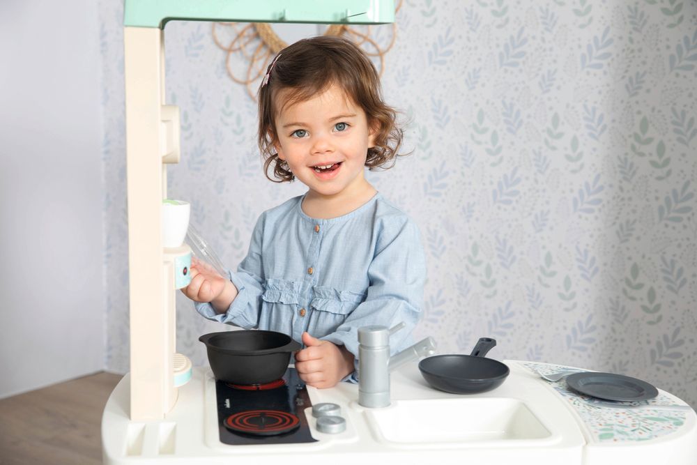 Smoby - Cherry Kitchen Pretend Playset With 25 Accessories - Multicolor