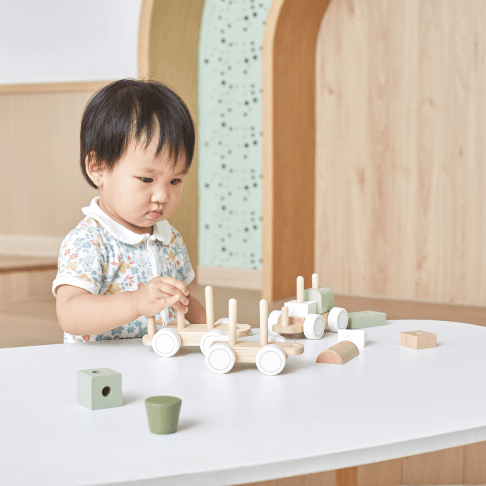 PolarB - Wooden Stacking Train - Green