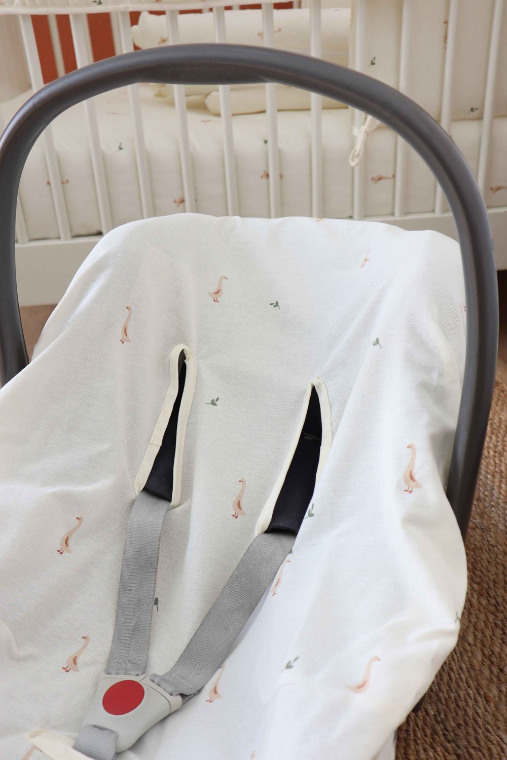 Gloop - Organic Car Seat Cover Only - Farm - White