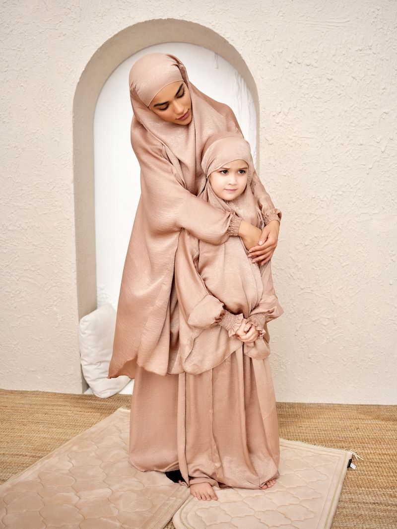 The Modest Company - 4pc-Set - Matchi Jilbab Top And Skirt - Honey Velvet