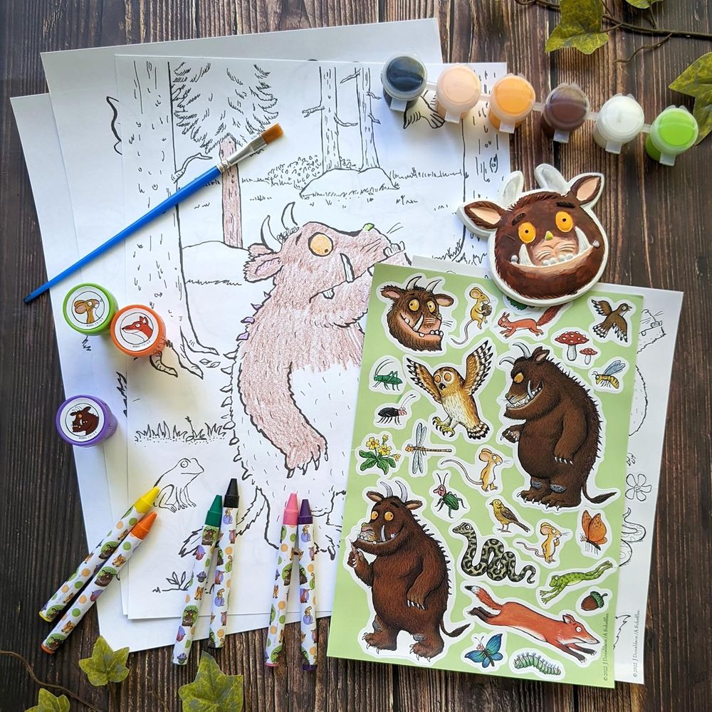 North Parade Publishing - Rope Handle Activity Tube - The Gruffalo