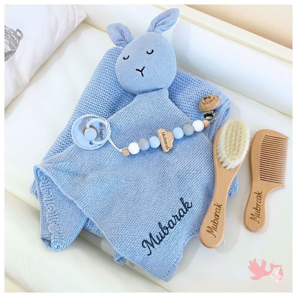 Mommy's Charms - Baby's Personalized Hair Brush, Pacifier And Blanket Set - 5 Pcs