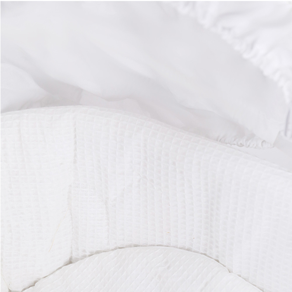 كيكي بيبي - سلة موسى خشبية مع قاعدة قابلة للطي - أبيض