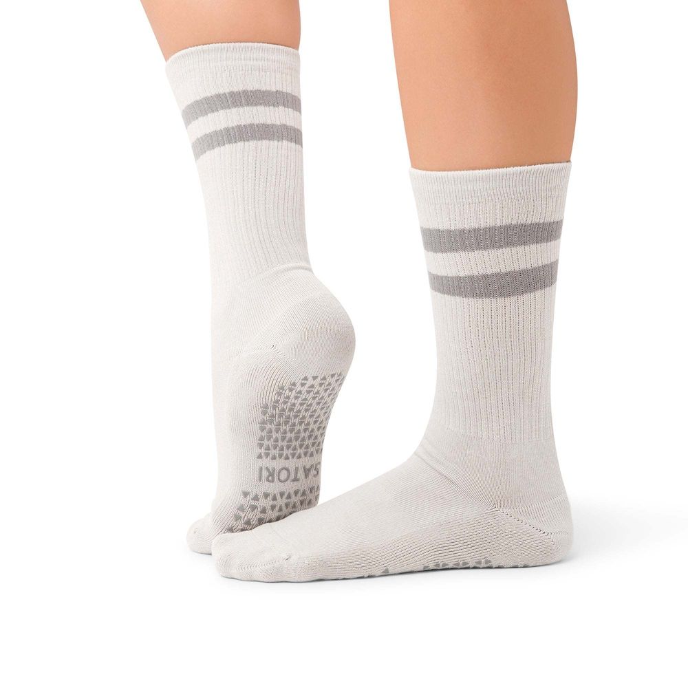 Satori Athletica - Mio Crew Length Grip Socks - Faded Ash