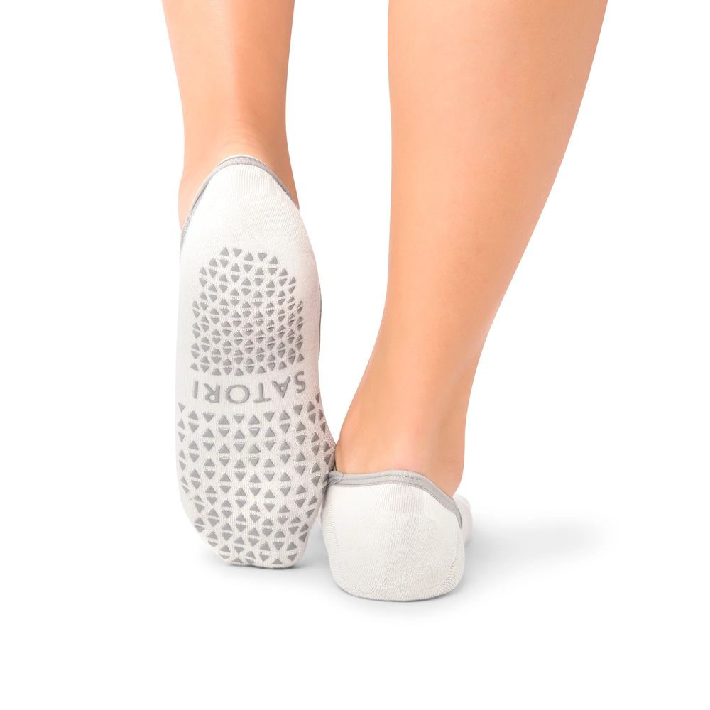 Satori Athletica - Naomi Grip Socks - Faded Ash