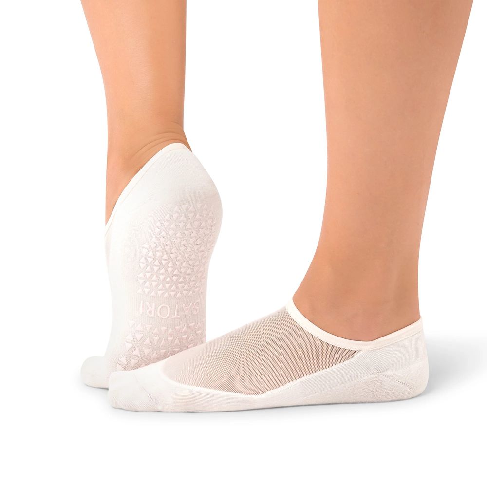 Satori Athletica - Sora Grip Socks - Ivory Blush