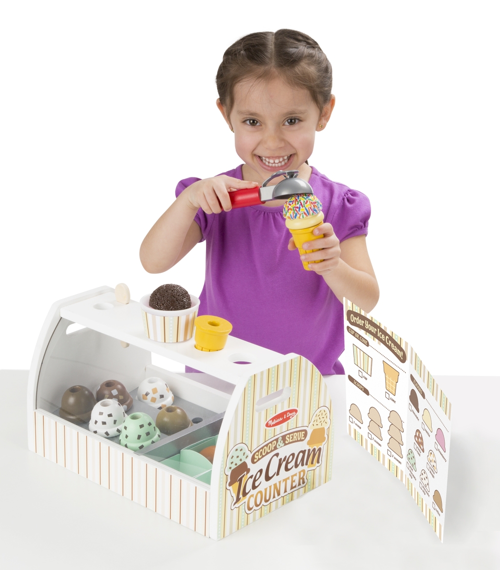 Melissa & Doug Scoop & Serve Ice Cream Counter