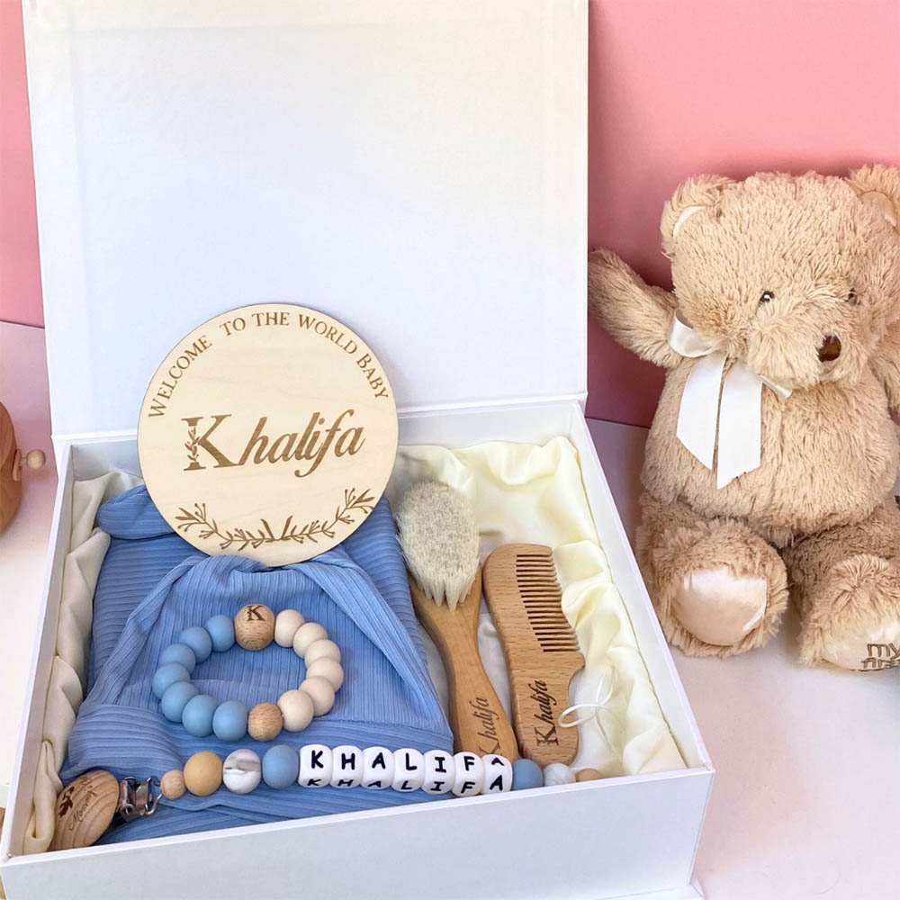 Mommy's Charms - Personalized New Born Velvet Gift Box - 7 Pcs - Blue